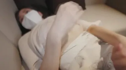 FC2-PPV-3108899 白皙丰满的女大学生