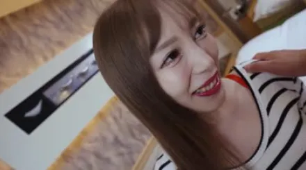 FC2-PPV-4577442 怎么看都令人心动的诱惑美女