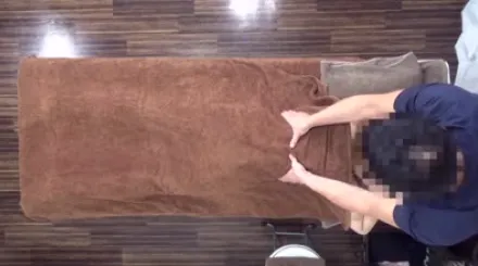 FC2-PPV-4765827 在车站前披萨店工作的20多岁女性