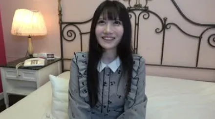 FC2-PPV-3178041 干净利落的长黑发少女