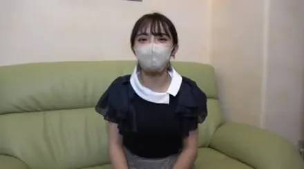 FC2-PPV-3073660 到酒店享受美女的大阴蒂