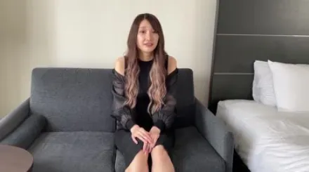 FC2-PPV-3009413 超高挑的前模特美女