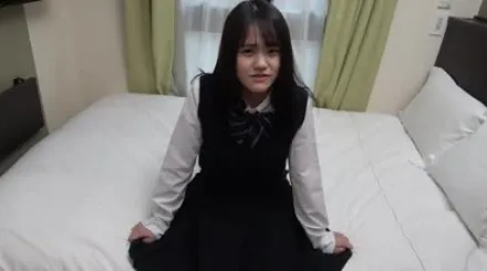 FC2-PPV-2941579 纯情的美少女