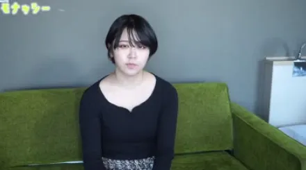 FC2-PPV-2885099 短发气质沉稳的女大学生