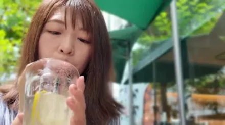 FC2-PPV-4765800 巨乳美女人妻