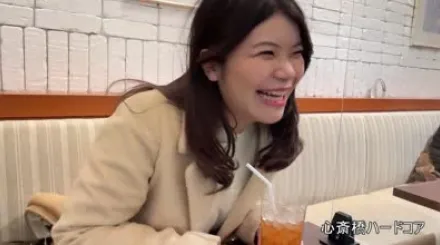 FC2-PPV-2764079 美女理发师