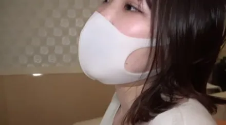 FC2-PPV-2628185 丰满的宠物店店员一夜约会