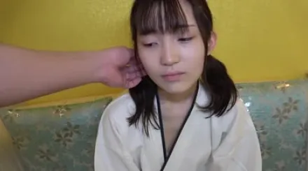 FC2-PPV-2675172 离家出走的少女