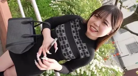 FC2-PPV-4705802 口内膣内双重射精粉嫩G罩杯美乳