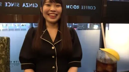 FC2-PPV-2284849 温柔地夺走了三个处女的童贞