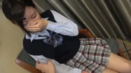 FC2-PPV-2389900 少女失去了童贞