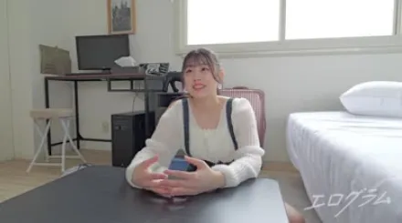 FC2-PPV-4792484 害羞纯真的天使