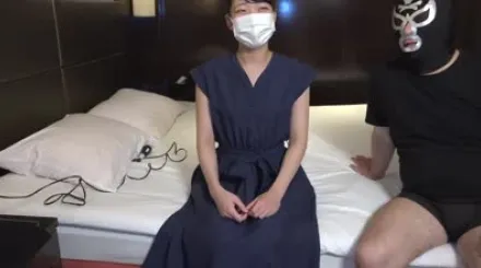 FC2-PPV-1932302 超级敏感的性感女孩