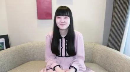 FC2-PPV-1900173 小胸的女孩