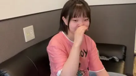 FC2-PPV-1818471 想结婚的学生