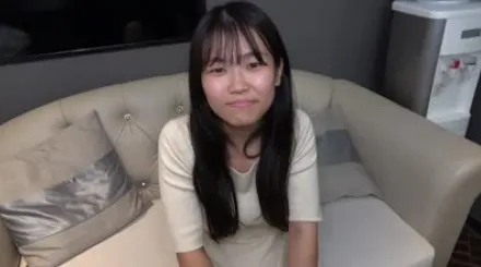 FC2-PPV-4576420 纯粹无垢黑发美少女美腿E罩杯千波酱体液狂洩淫穴