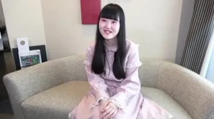 FC2-PPV-1778098 高中刚毕业小胸女孩