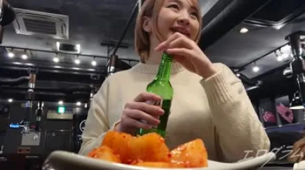 FC2-PPV-1778125 拥有四分之一日本血统聪明漂亮的前时装模