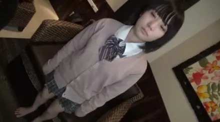 FC2-PPV-1736234 在推特上认识了一个需要用钱的女孩