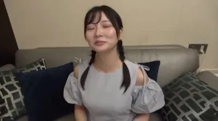 FC2-PPV-4812452 色情女王接受了小鲜肉的精液