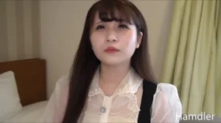 FC2-PPV-1587330 超级漂亮的咖啡店女服务员