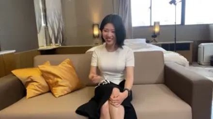 FC2-PPV-4821059 今天很危险但请射在我里面