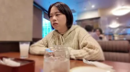 FC2-PPV-4712202 留学前用我的粗鸡巴让她潮吹