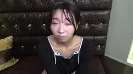 FC2-PPV-4825382 从头到尾的淫秽氛围让她下身兴奋不已