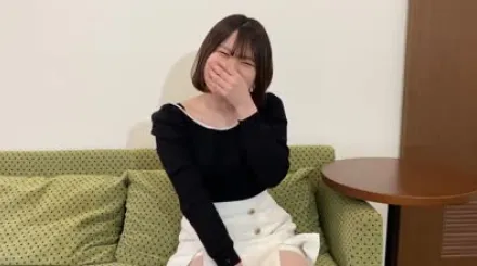 FC2-PPV-4713235 立志偶像的20岁专科生超S级口交表情