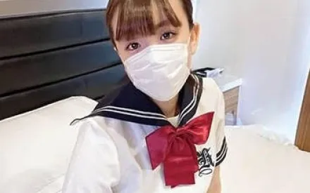 FC2-PPV-4607600 干净整洁娃娃脸制服妹子