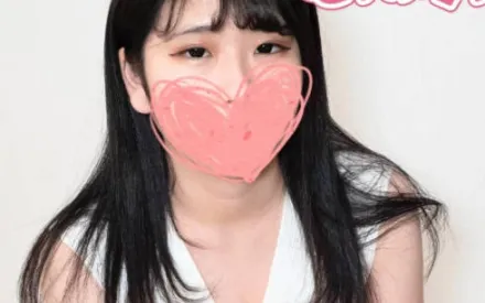 FC2-PPV-4638840 爆满的丰满乳房