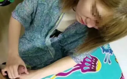 FC2-PPV-1459187 苗条的年轻妻子因为无力偿还贷款而被讨债人强奸