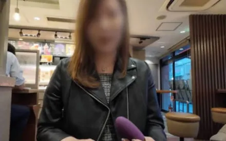 FC2-PPV-4579673 趁丈夫不在时远程遥控私密会面