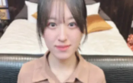 FC2-PPV-4605182 可爱的笑容和紧致的阴部