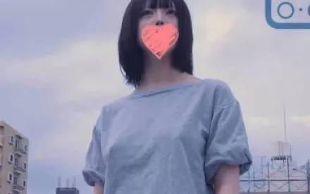 FC2-PPV-4676435 精神不稳定的女孩