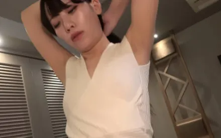 FC2-PPV-4607582 溢出来的高潮无法停止