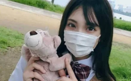 FC2-PPV-4594824 生动的中出视频合集