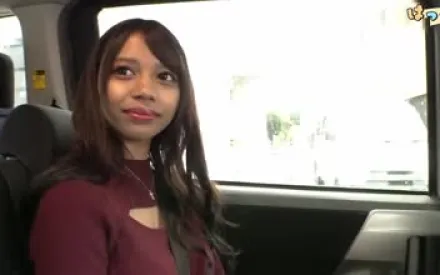 FC2-PPV-4714356 拥有超过30万粉丝的偶像