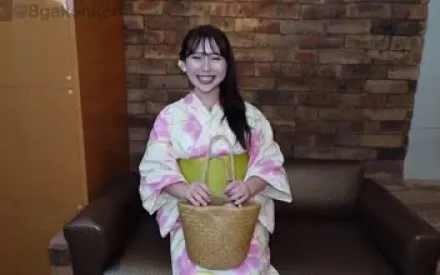 FC2-PPV-4520386 美人医学生爱情酒店初生性交体验