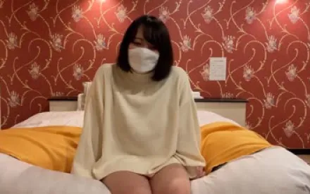 FC2-PPV-4532726 H杯女大学生20岁揉捏敏感巨乳的同时用生鸡巴让她高潮中出