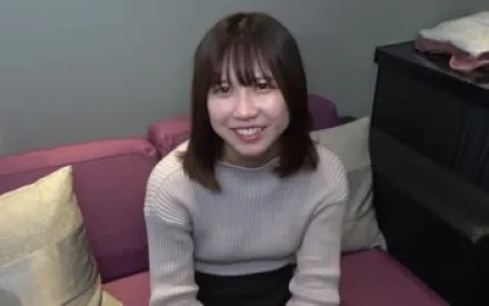 FC2-PPV-4465742 有点朴素认真女孩あゆみ酱长美腿健康圆臀