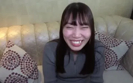 FC2-PPV-4700697 八头身172cm美腿模特出身的苗条美人千秋酱