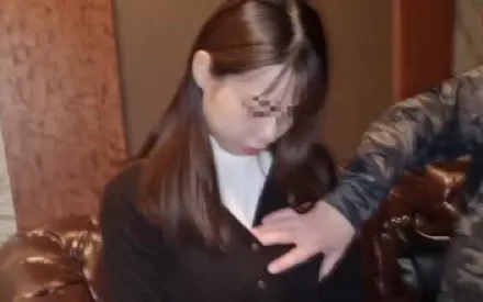 FC2-PPV-3164708 已婚少妇借了高利贷却无力偿还贷款最终只能用乳头滴下的奶水来偿还