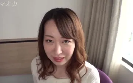 FC2-PPV-1584372 巨乳模特人妻出轨性爱中高潮迭起