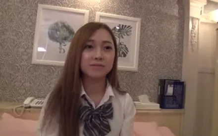 FC2-PPV-1459142 超级可爱的美女登场